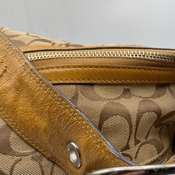 629 Coach signature #f13116 patient trip PROJECT BAG see pics - Picture 2 of 8